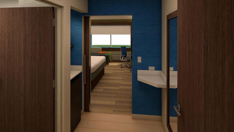 King Suite with Sofa Bed image 4