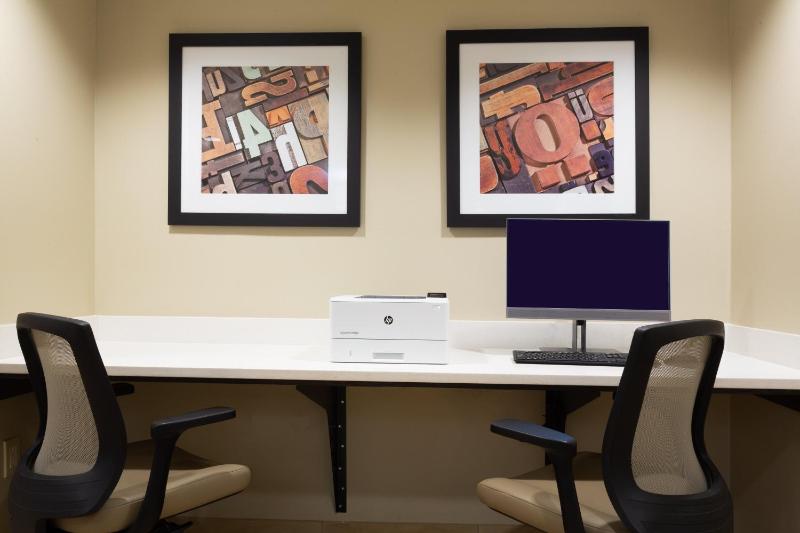 Candlewood Suites Fort Lauderdale Airport-Cruise By IHG - image 33