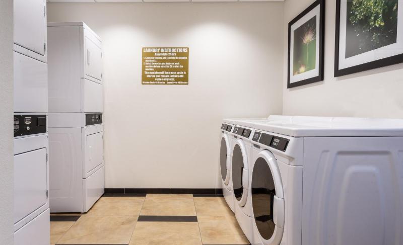 Candlewood Suites Fort Lauderdale Airport-Cruise By IHG - image 9