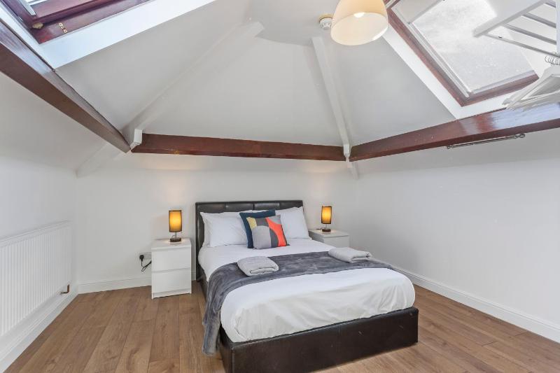 River Rooms Nottingham - image 6