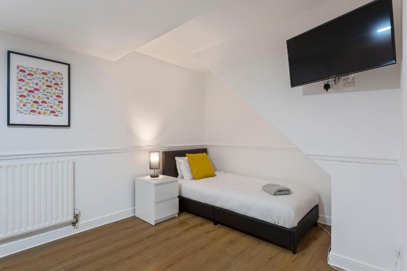River Rooms Nottingham - image 7