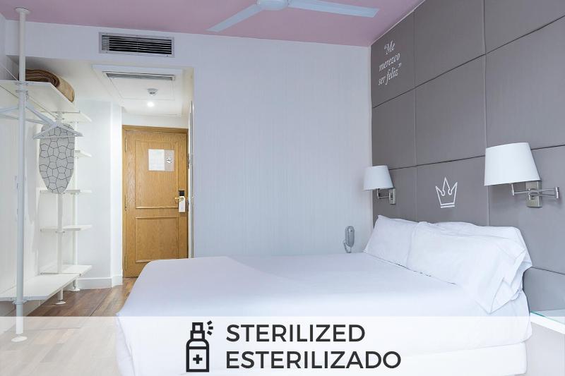 Double or Twin Room image 2