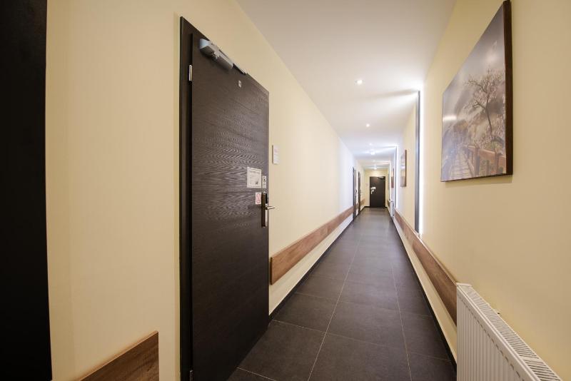 Superior Apartment image 4
