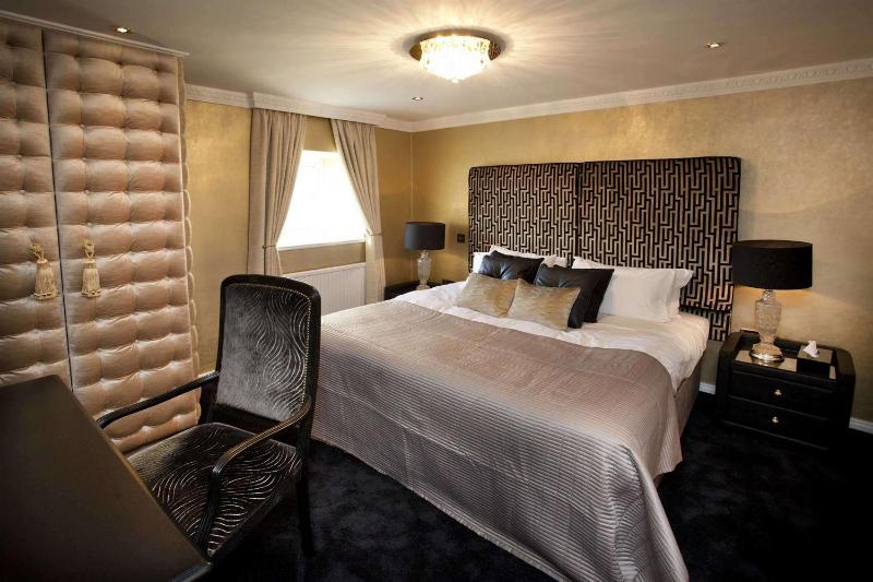 Penthouse Suite image 3
