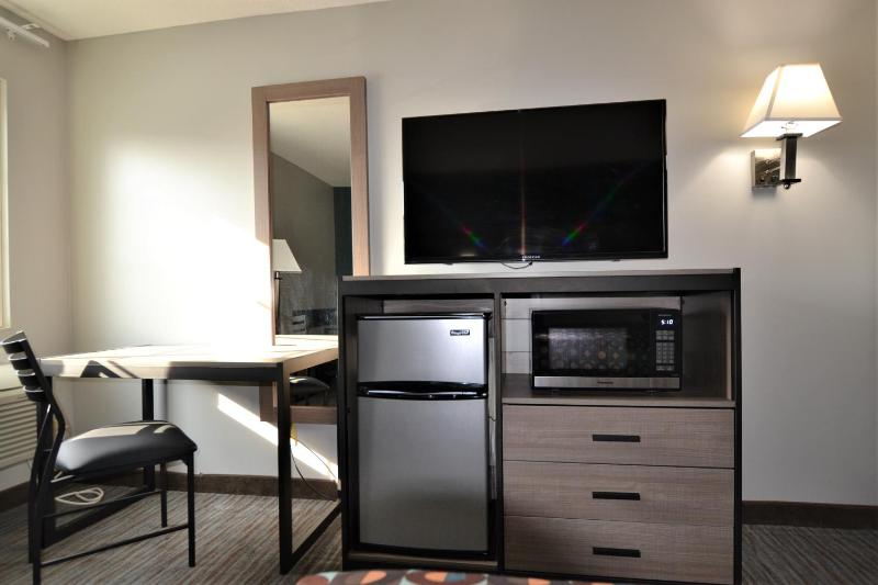 Double Room with Two Double Beds - Non-Smoking image 3