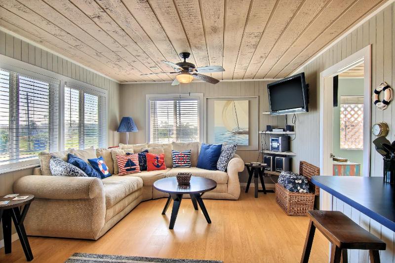 Three-Bedroom House image 2