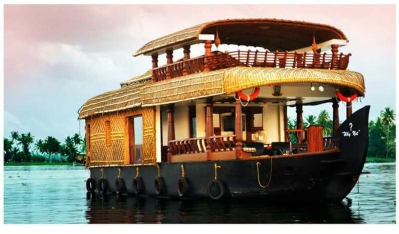 Cosy Houseboats - image 16