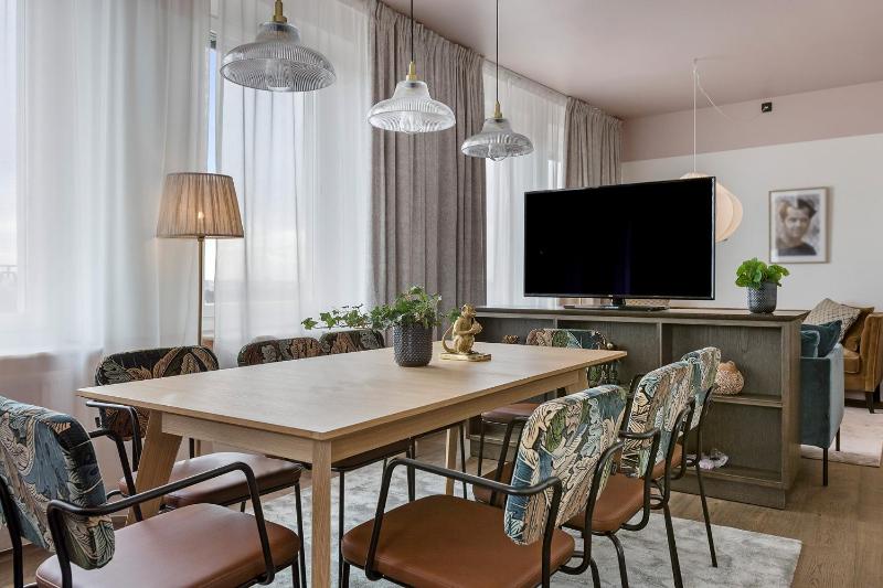 Executive King Suite image 3