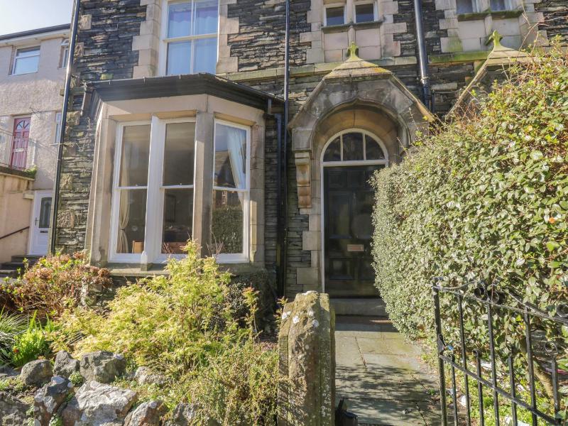 48 Oak Street - image 15