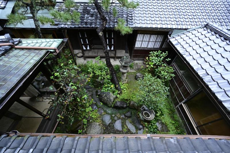 Nishijin Fujita - image 13
