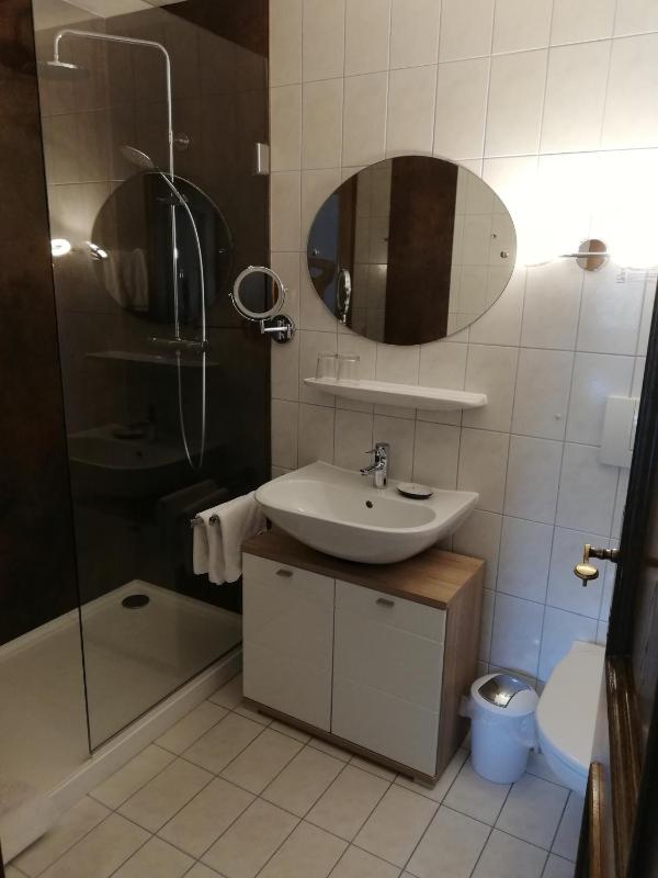 Apartment with Balcony image 3