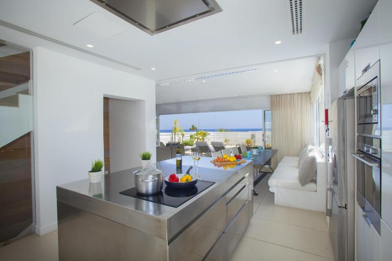 Central Protaras Seaview Villa Zinnia - image 11