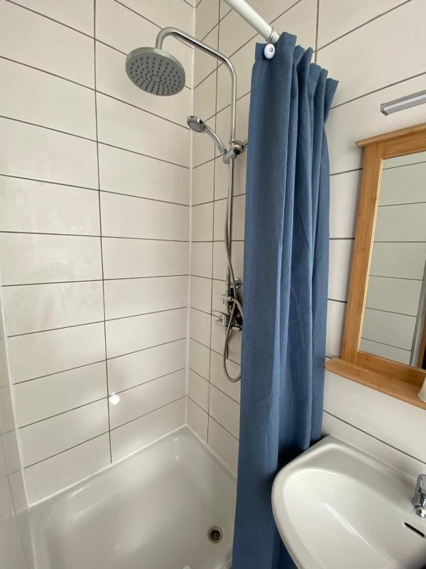 Double Room image 4