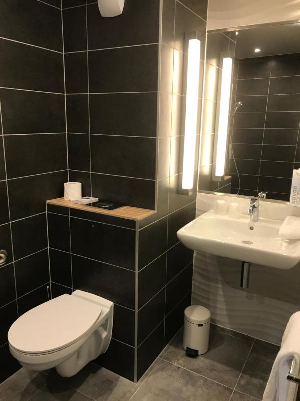Standard Double Room image 1