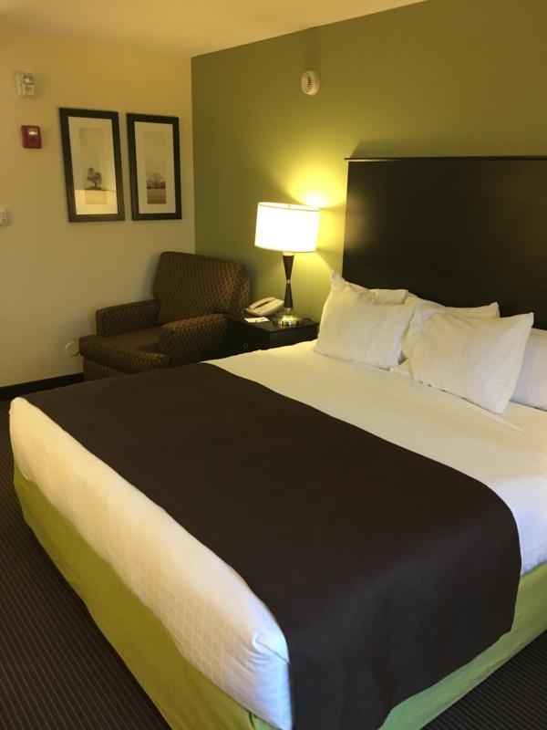King Room - Mobility Access/Non-Smoking image 4