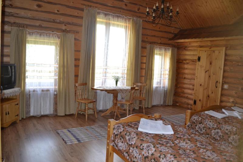 Standard Triple Room image 3