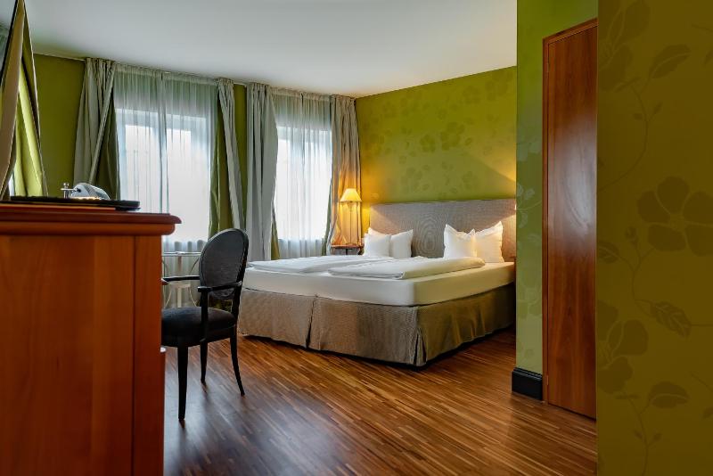 Junior Suite image 3