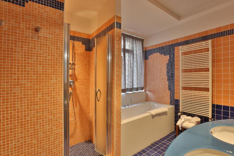 Suite image 4