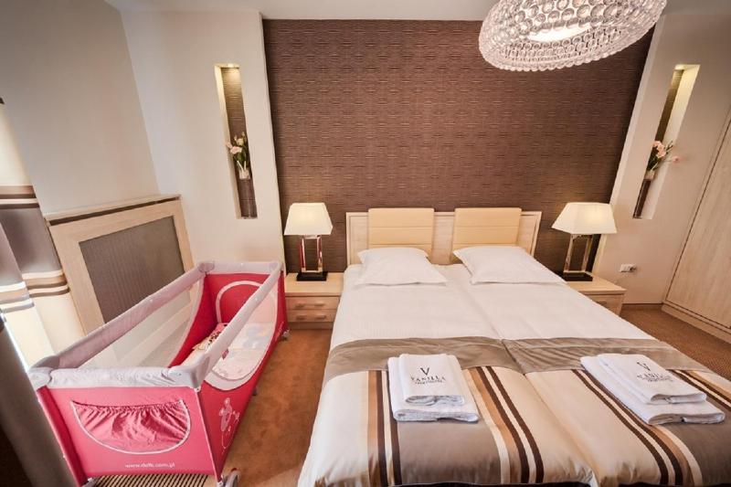 Deluxe Apartment image 3