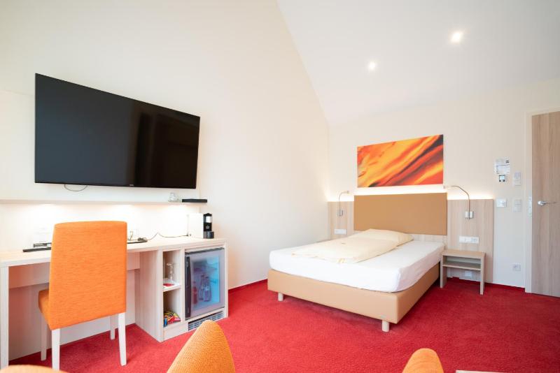 Comfort Single Room image 3