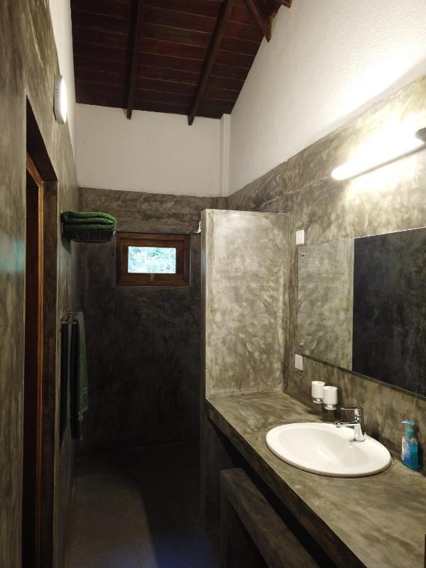 Family Home - image 15