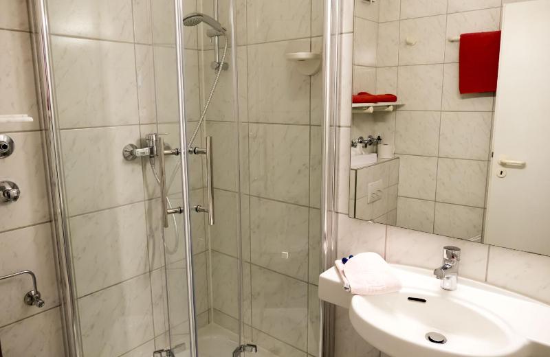 Double or Twin Room image 2
