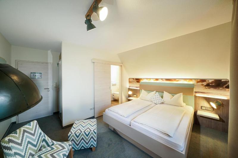 Deichhotel Grube - image 15