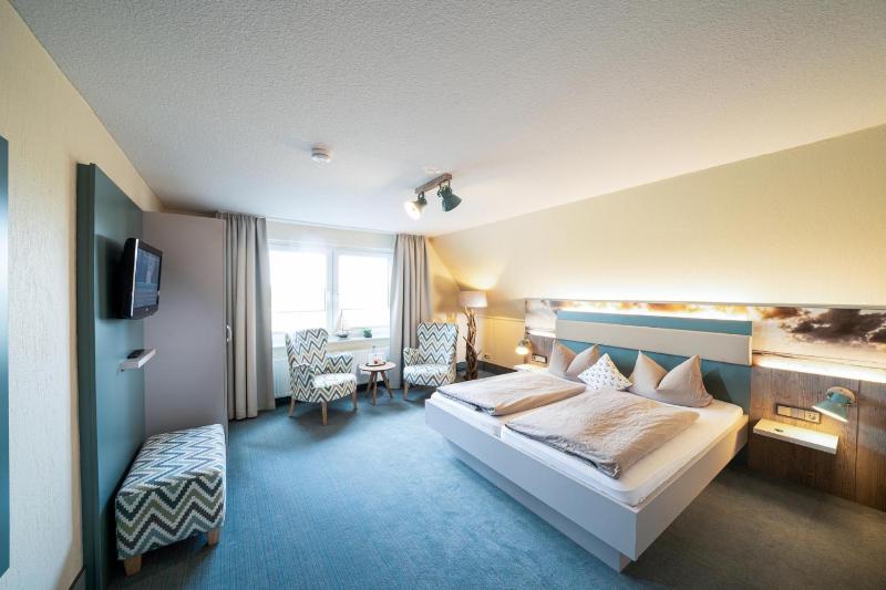 Deichhotel Grube - image 41