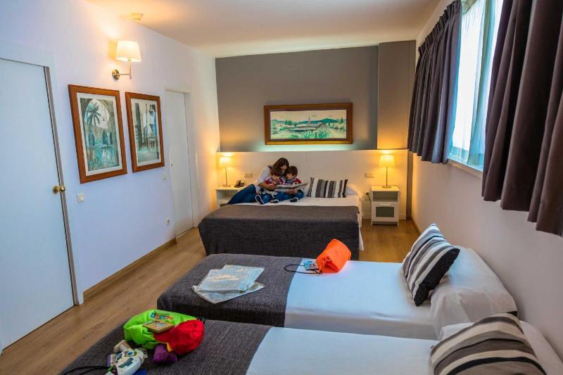 Aparthotel Atenea Barcelona - image 12