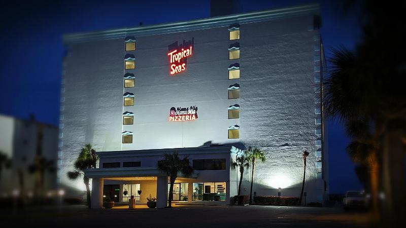 Tropical Seas Hotel - image 34