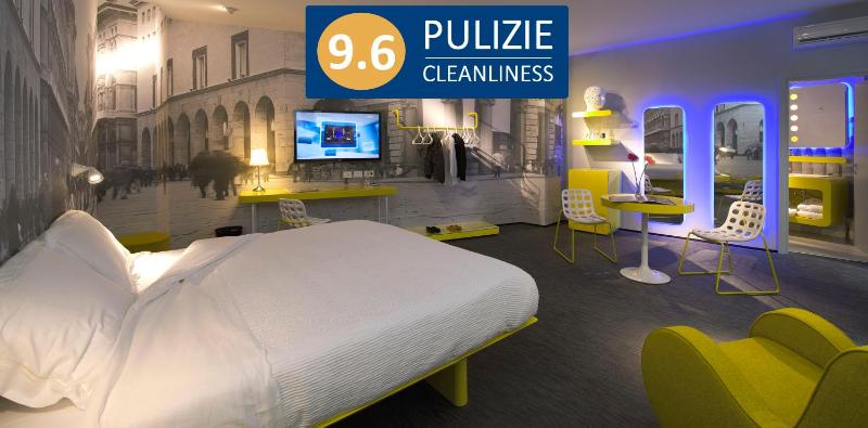 Deluxe Double Room image 4