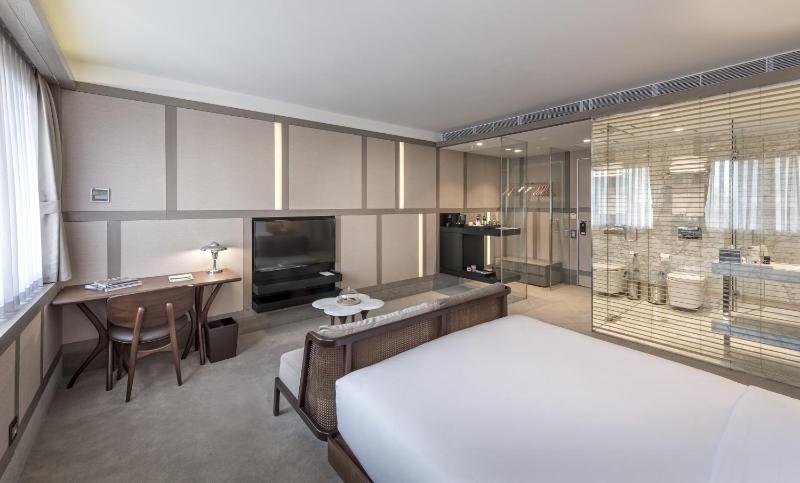 Superior Double Room image 2