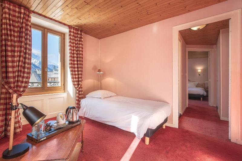 Mont-Blanc Room (3 Adults) image 4