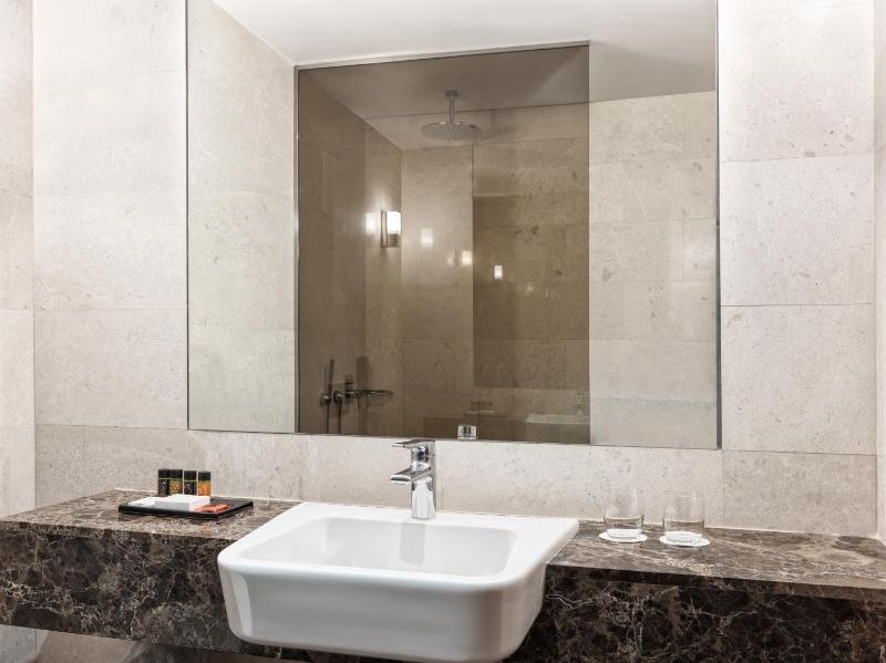 Junior Suite image 4