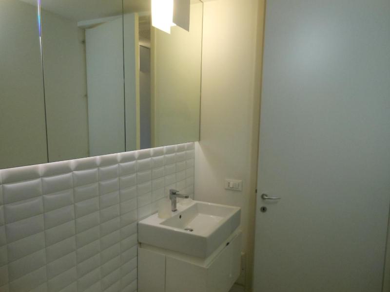One-Bedroom Apartment with City View - Third Floor image 4