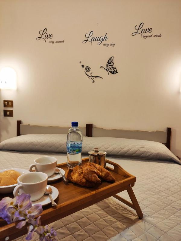 Standard Double or Twin Room image 3