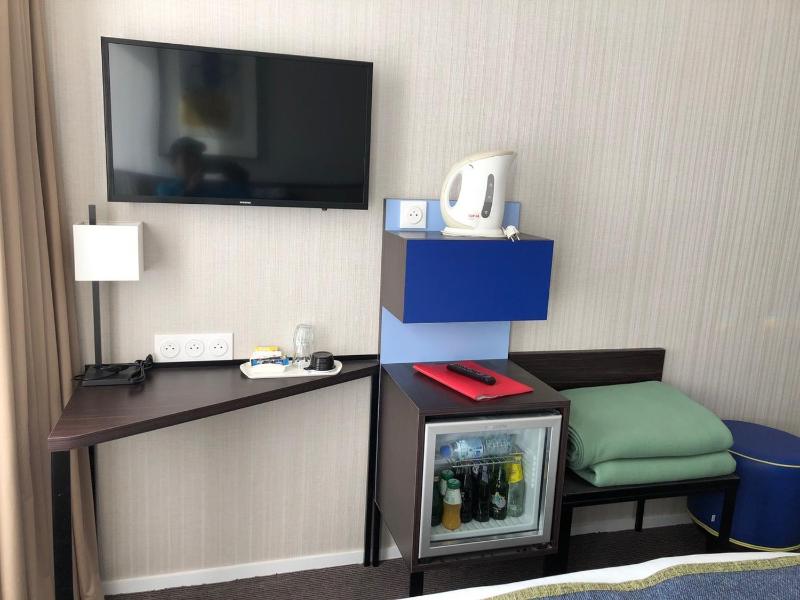 Twin Room image 2