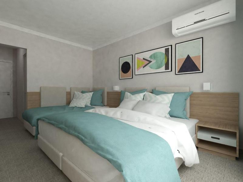 Deluxe Double Room with Balcony (2 Adults + 1 Child) image 2