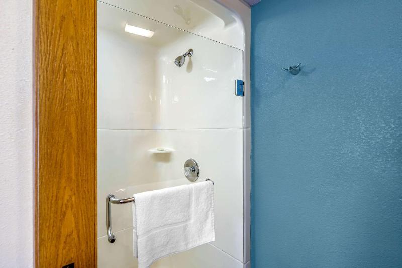 Double Room with Two Double Beds - Non-Smoking image 2