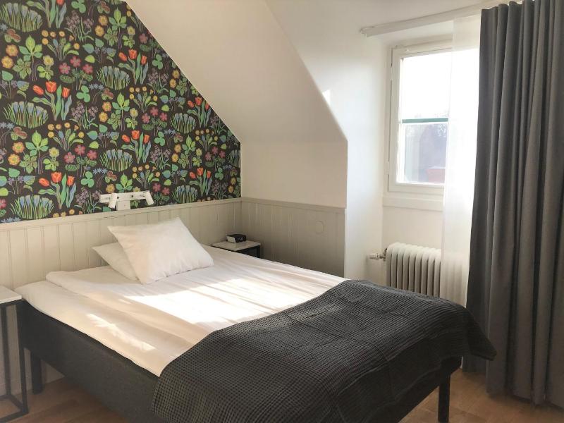 Superior Single Room image 2