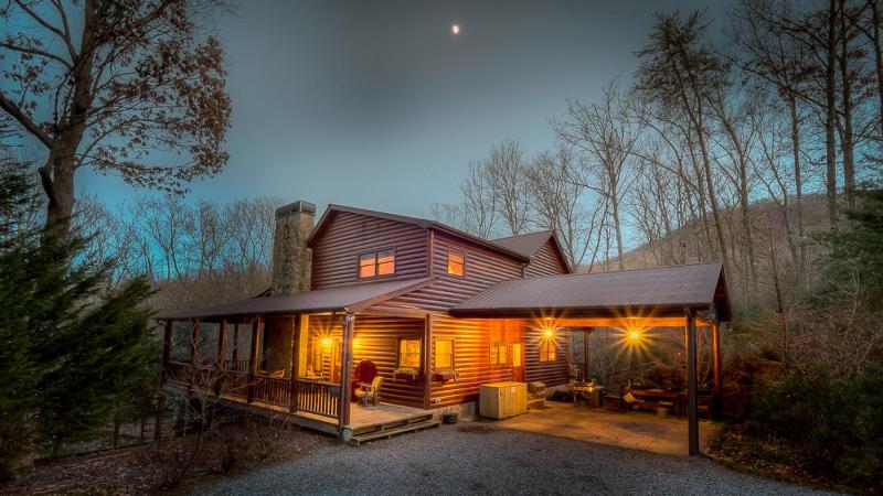 Bear Branches- 10 minutes from Train Dog Friendly 3 Kings - image 30