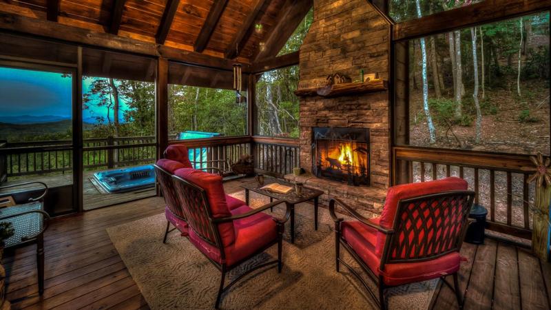 Above and Beyond- Pet Friendly | Screened Porch | Outdoor Fireplace - image 1