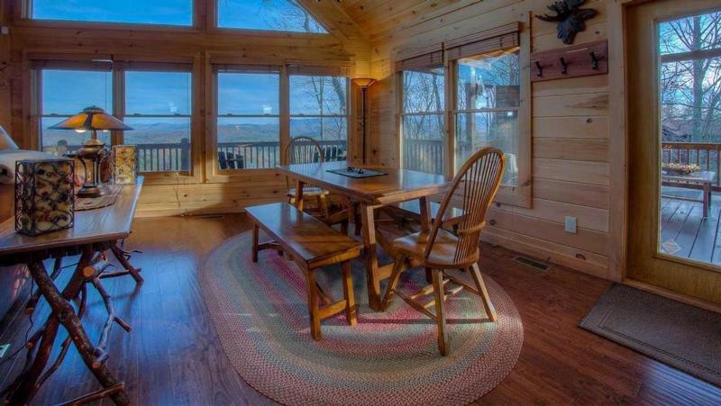 Black Dog of Blue Ridge- Pet Friendly | Fenced In Yard | Hot Tub | Outdoor Fireplace - image 33
