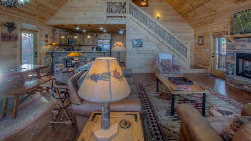 Three-Bedroom Holiday Home  image 4