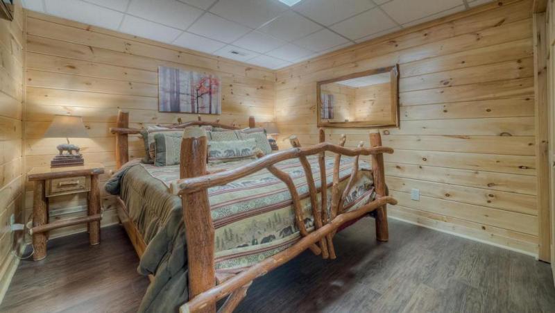 Big Sky Retreat- Pet Friendly | Game Room | Hot Tub with Views - image 39