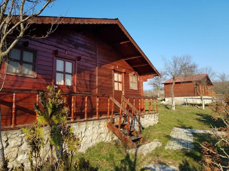 Bungalow image 1