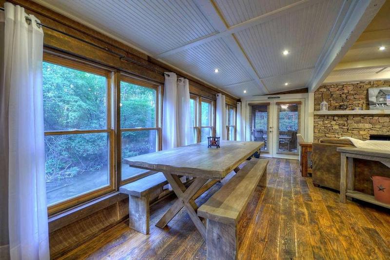 Creekside R&R- Fish or Tube from Deck | Outdoor Living | Screened Porch | Hot Tub - image 36
