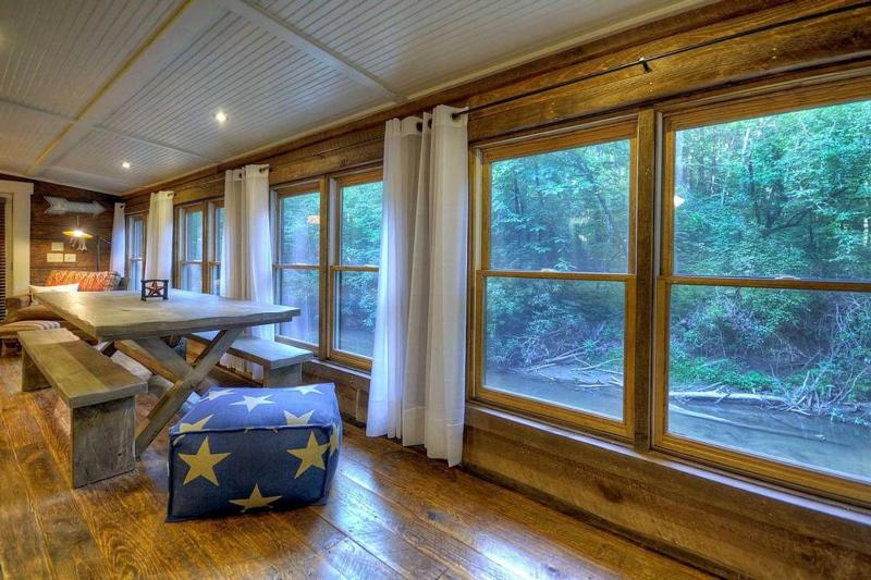 Creekside R&R- Fish or Tube from Deck | Outdoor Living | Screened Porch | Hot Tub - image 13
