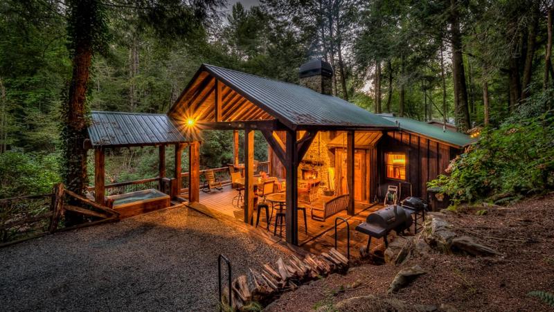 Creekside R&R- Fish or Tube from Deck | Outdoor Living | Screened Porch | Hot Tub - image 6