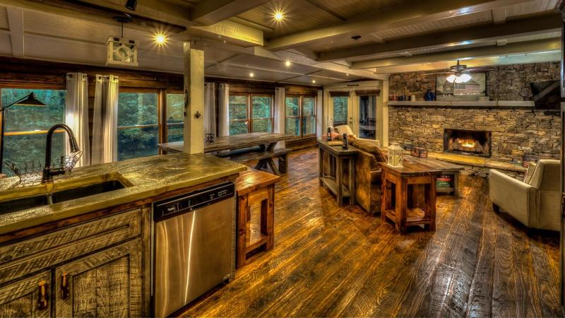 Creekside R&R- Fish or Tube from Deck | Outdoor Living | Screened Porch | Hot Tub - image 2